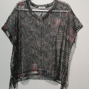 Jess & Jane V neck sheer top size M